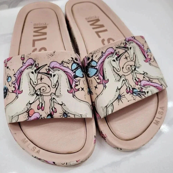 Mini Melissa Girls Unicorn Pool Slide Sand… - Picture 7 of 11